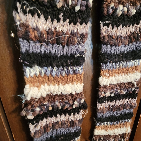 Steve Madden Scarf - Picture 4 of 5